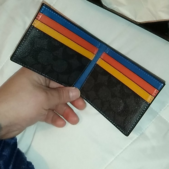 Men's Coach wallet - Picture 2 of 4